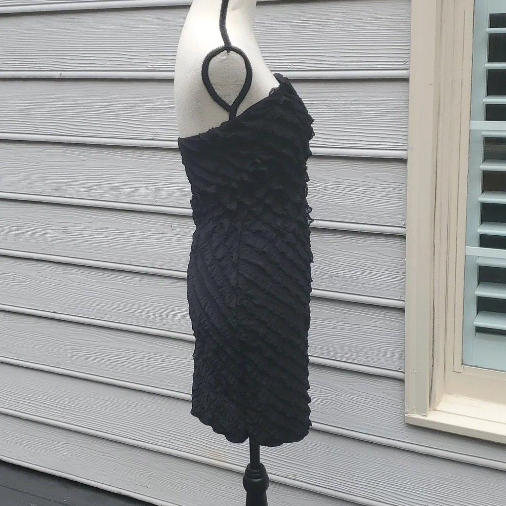 Love Notes Ruffle Bodycon Strapless Dress - Picture 3 of 10